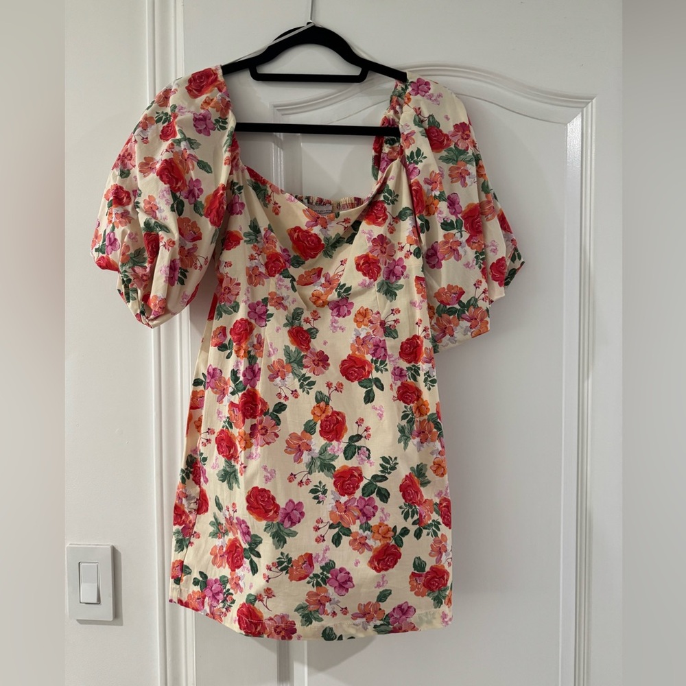 Zara Multicolor Floral Blouse with Puff Sleeves